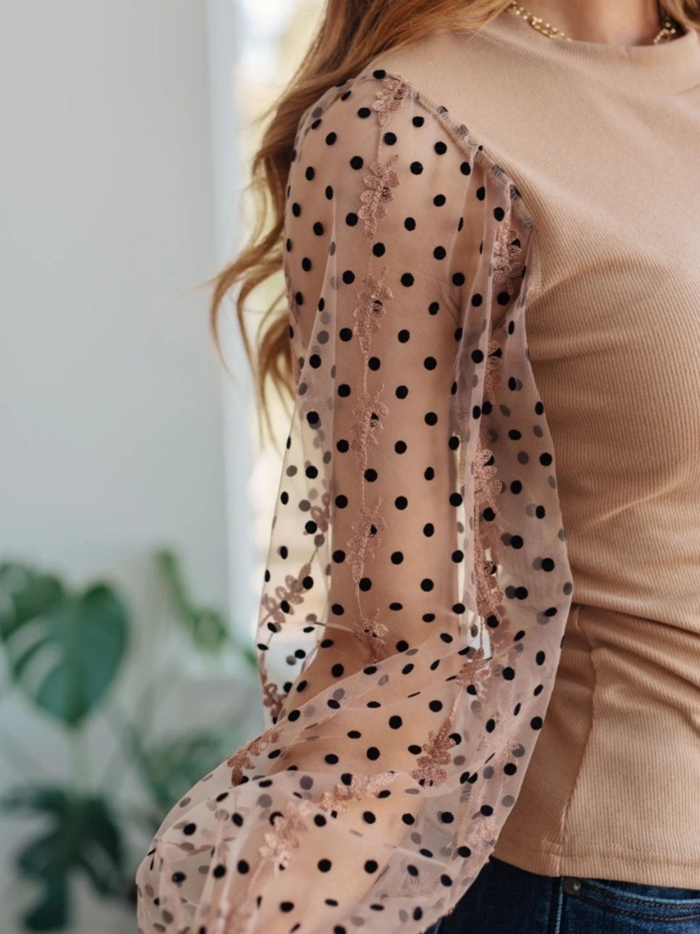 NWT Polagram Tan Knit Top with Black Polka Dot & Floral Sheer Sleeves Size L - Picture 4 of 11